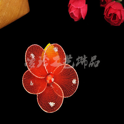 以小見大的藝術 一枚2.5CM梅花冰箱貼的生活美學與商機洞察